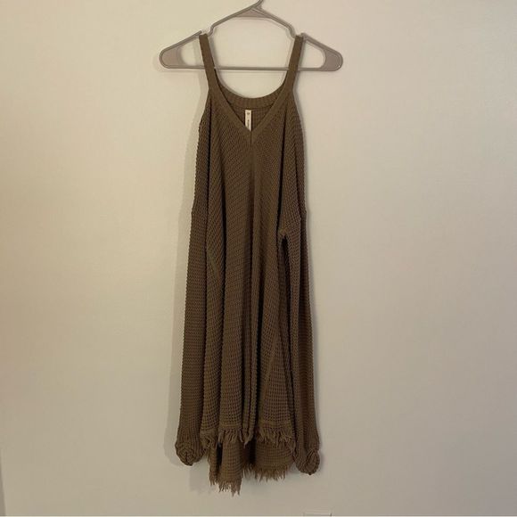 Wishlist Cold Shoulder Sweater - Small/Medium - Picture 3 of 8